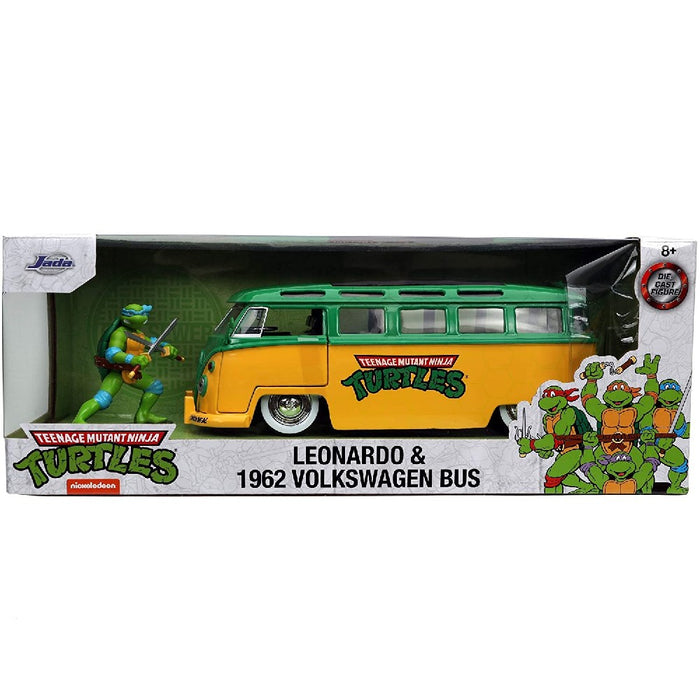 Set Masina si Figurina Turtles Leonardo 1962 VW Bus + Leonardo 1:24 - Red Goblin