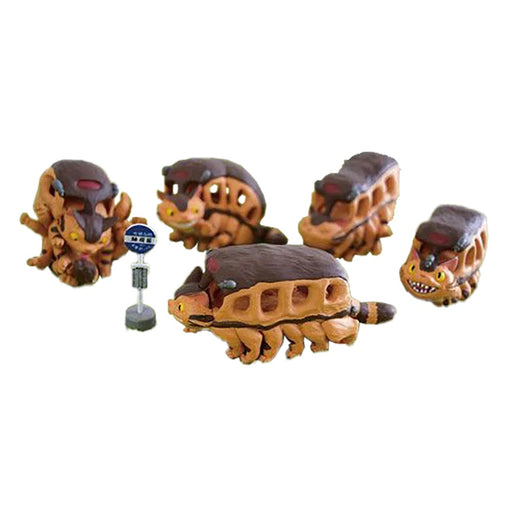 Mini Figurine My Neighbor Totoro Cat Bus Figurine Assortment - Red Goblin