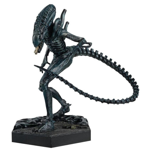 Figurina The Alien vs Predator Collection 1/16 Xenomorph Warrior 14 cm - Red Goblin