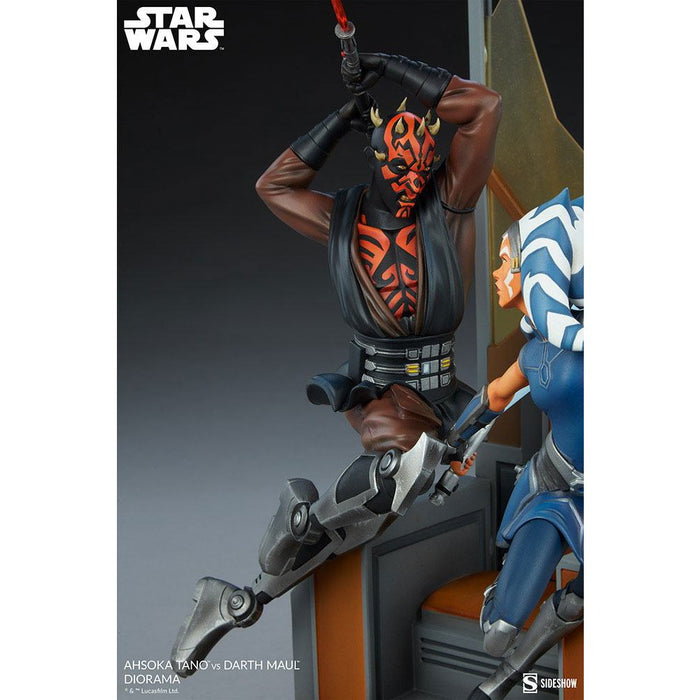 Precomanda Figurina Star Wars The Clone Wars Diorama Ahsoka Tano vs Darth Maul 51 cm - Red Goblin