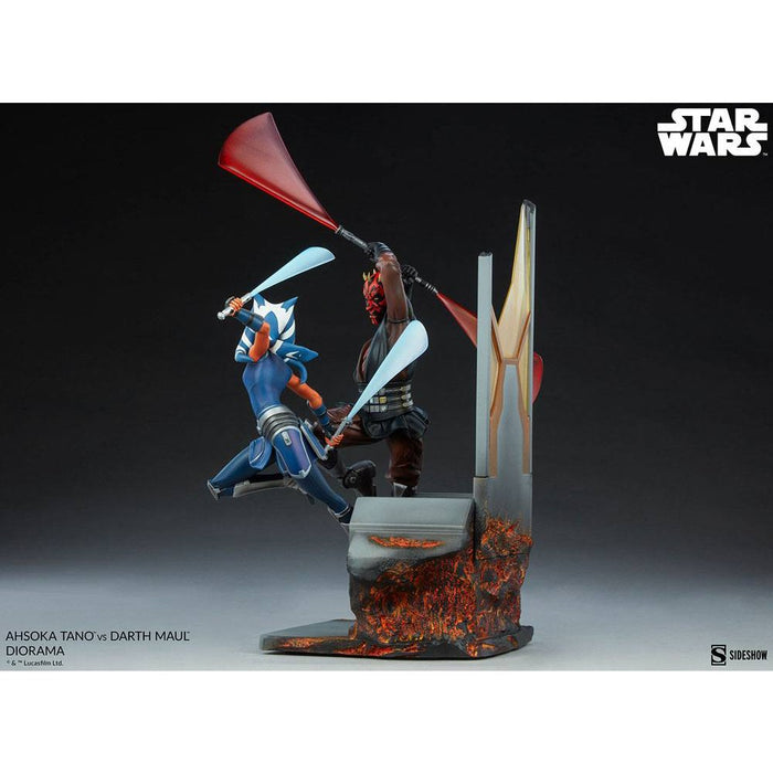 Precomanda Figurina Star Wars The Clone Wars Diorama Ahsoka Tano vs Darth Maul 51 cm - Red Goblin