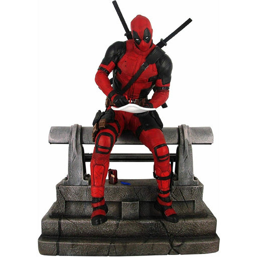 Figurina Marvel Premier Collection Deadpool Movie - Red Goblin