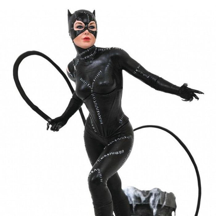 Figurina DC Gallery Batman Returns Movie Catwoman - Red Goblin